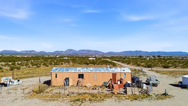 $90,000 | 67414 Elm Way, Salome, AZ 85348