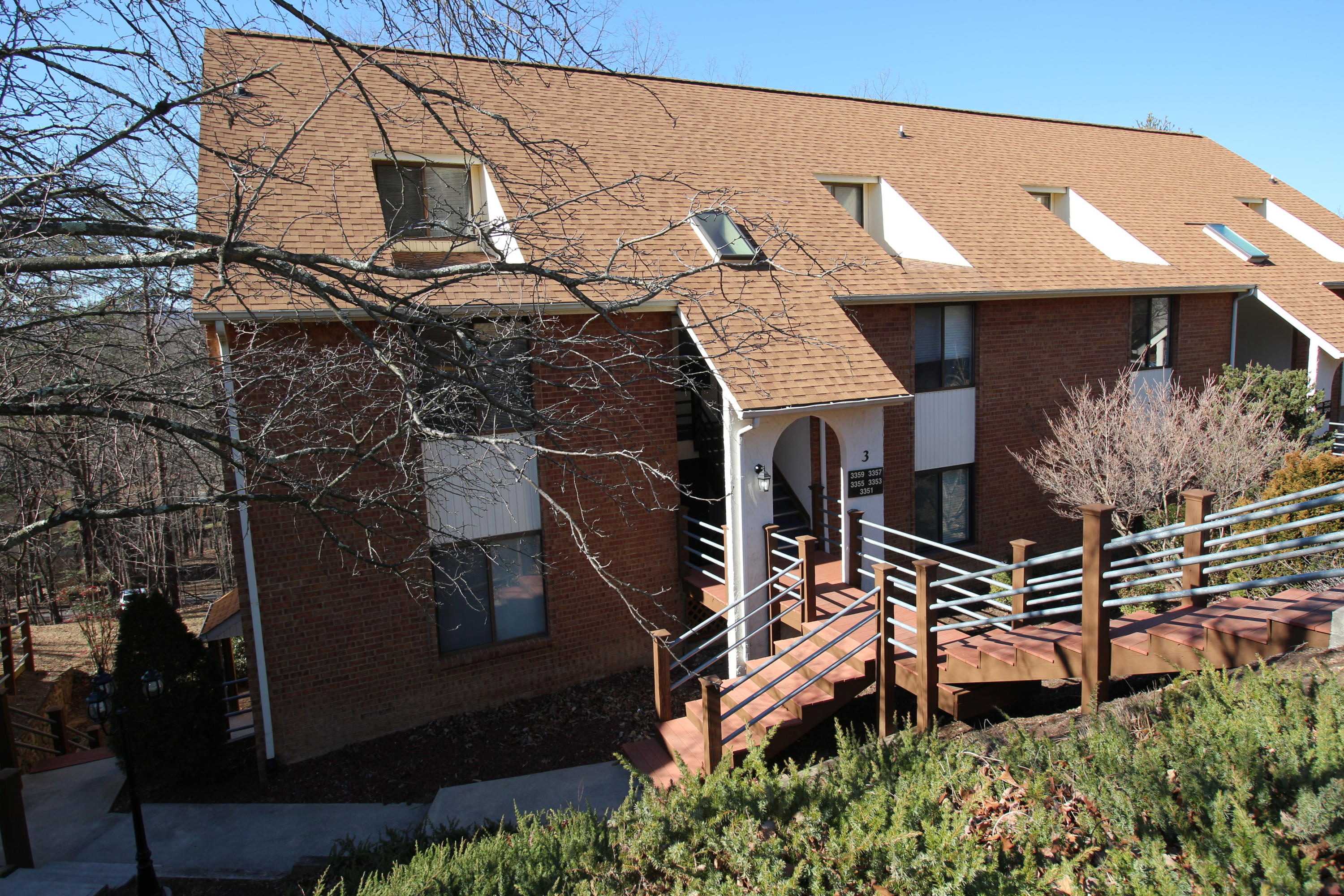 3359 Forest Ridge Road Roanoke, VA 24018 - Photo 2 of 29 300 dpi39
