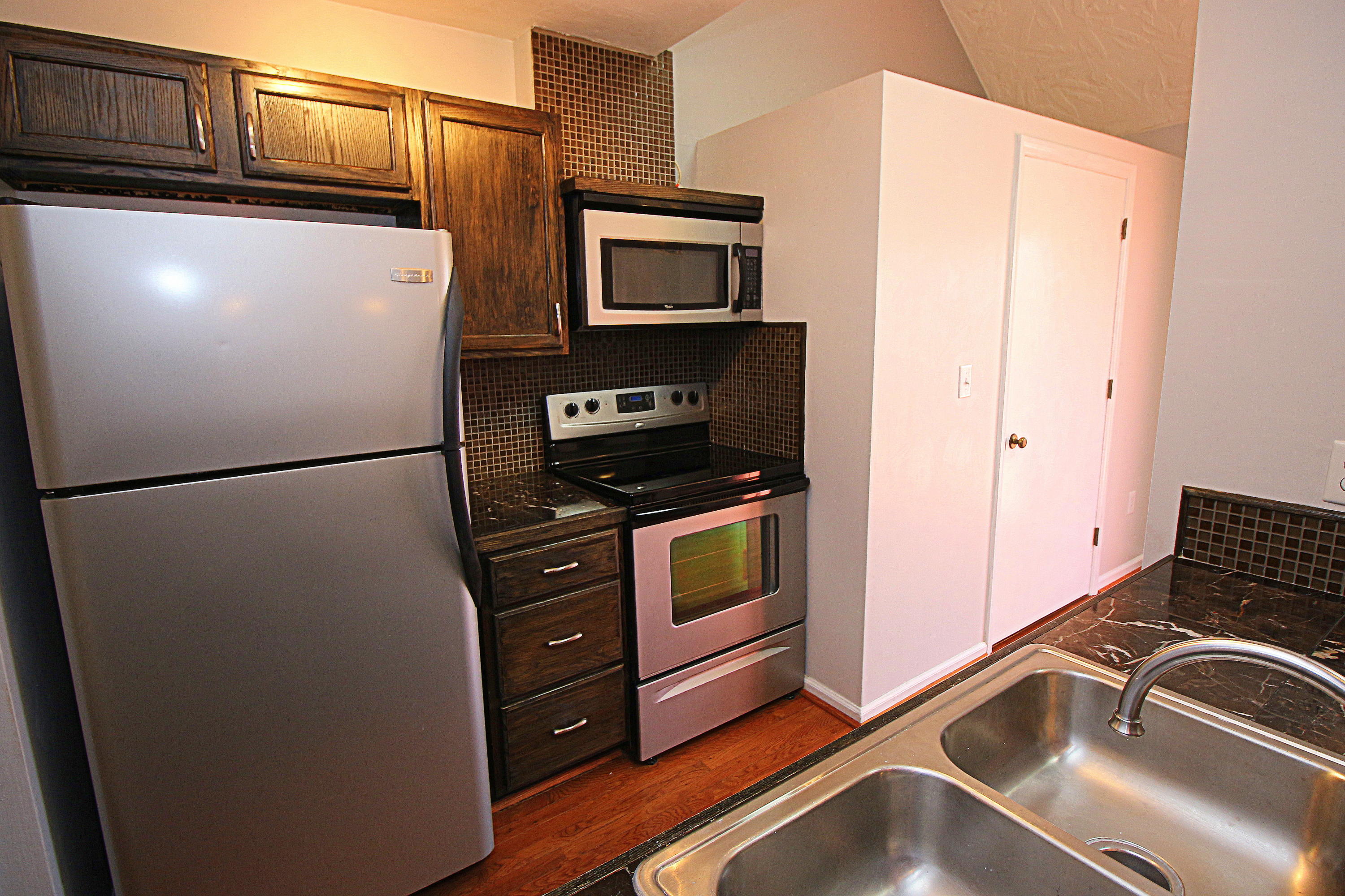 3359 Forest Ridge Road Roanoke, VA 24018 - Photo 8 of 29 300 dpi11