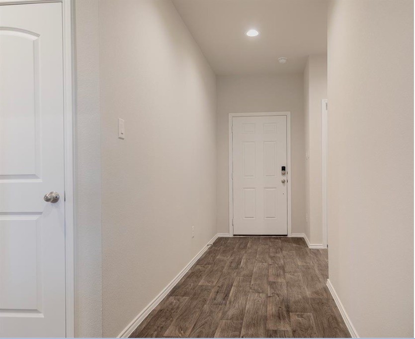 24306 Winchelsea Ln Spring Spring, TX 77389 - Photo 19 of 25 Entry way