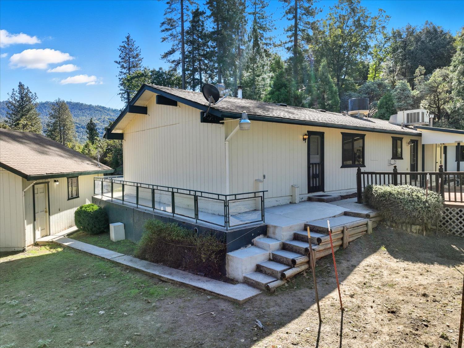 38040 Wortham Road Oakhurst, CA 93644 - Photo 47 of 54