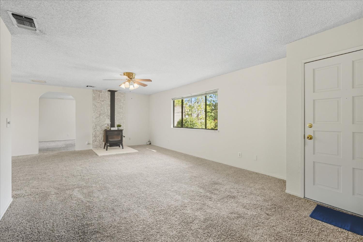 38040 Wortham Road Oakhurst, CA 93644 - Photo 9 of 54