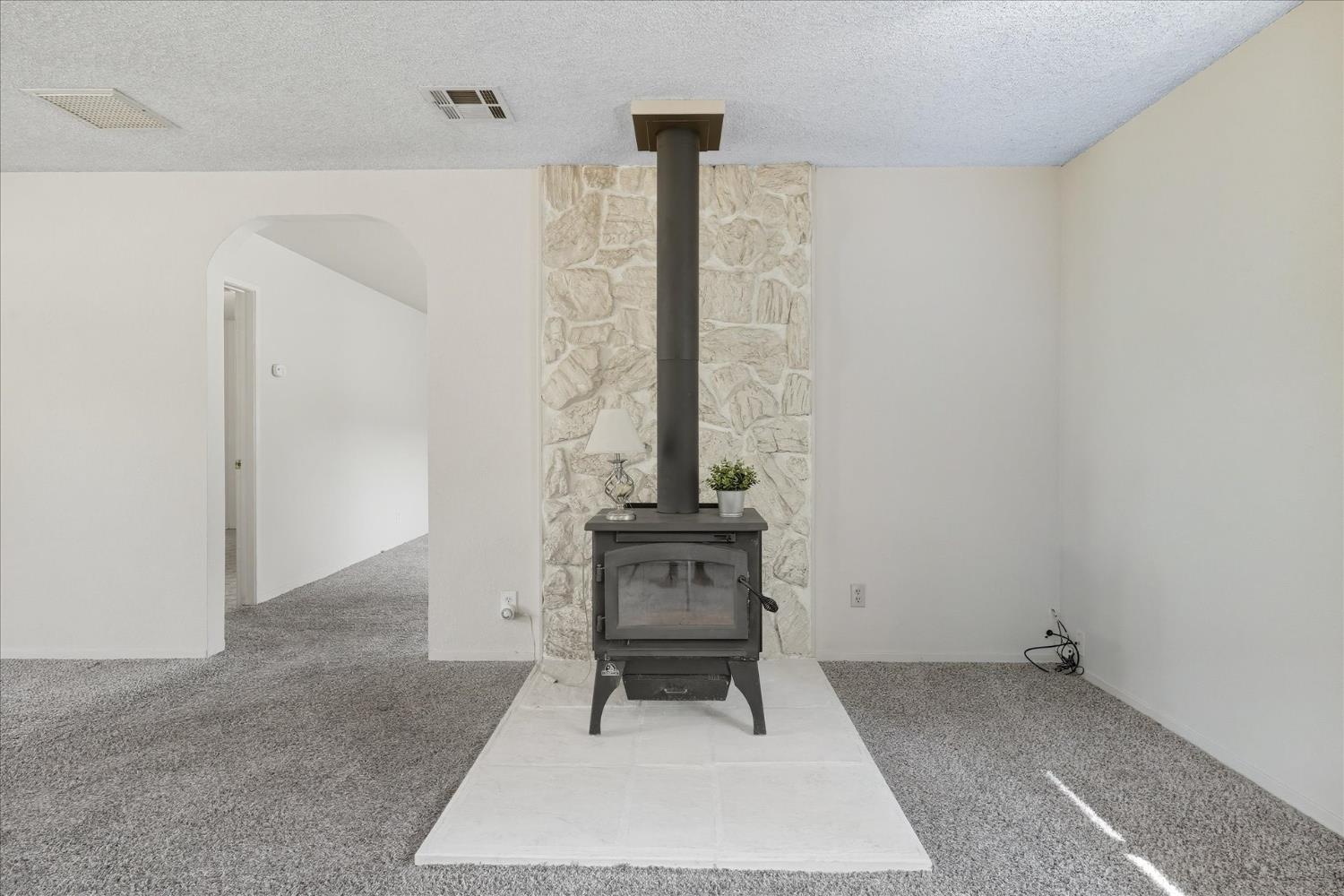 38040 Wortham Road Oakhurst, CA 93644 - Photo 10 of 54