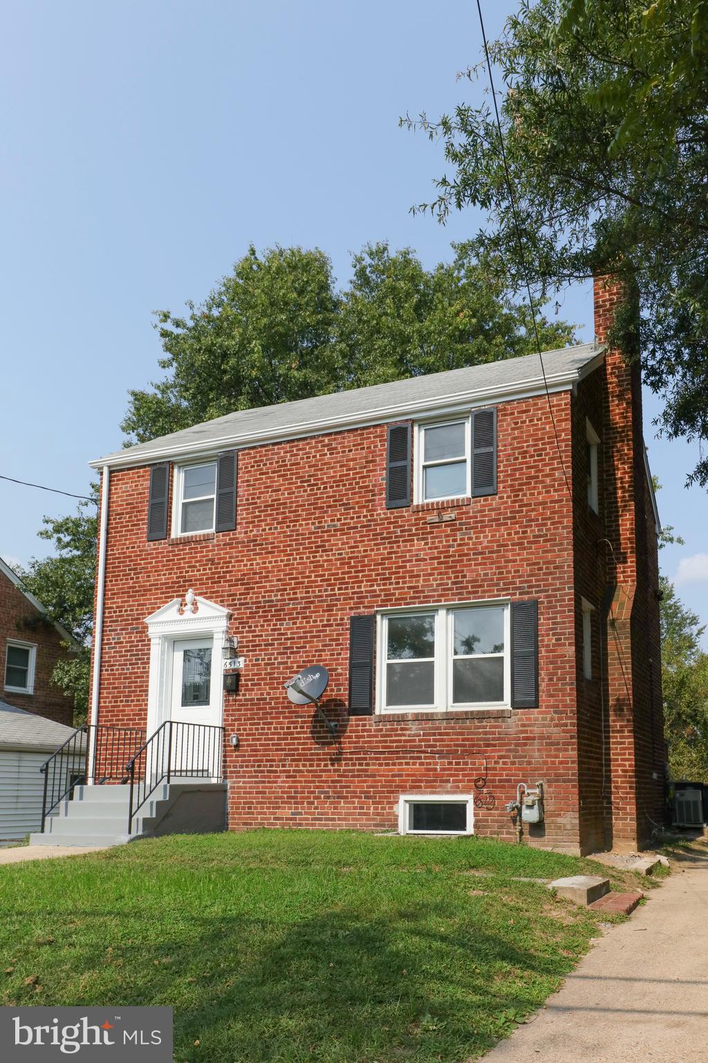 6513 Red Top Road Hyattsville, MD 20783 - Photo 2 of 27 6513 Red Top Rd