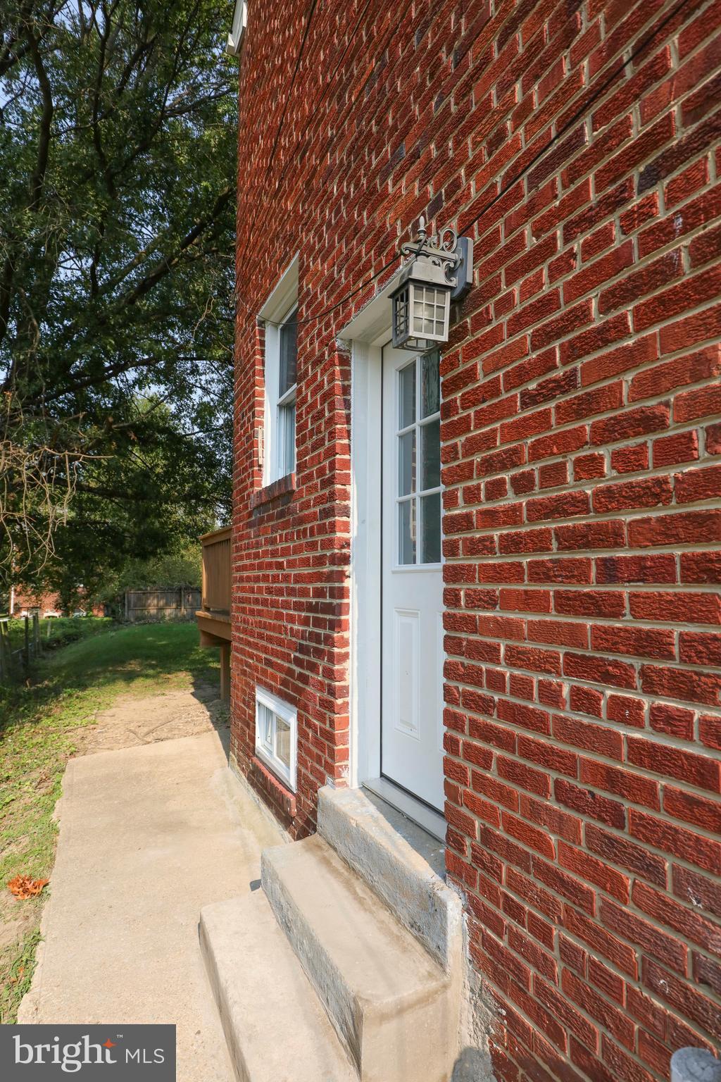 6513 Red Top Road Hyattsville, MD 20783 - Photo 6 of 27 Side entrance to lower level or kitchen