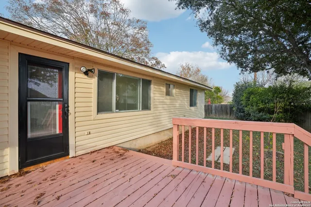 $1,500 | 1012 Dimrock, Schertz, TX 78154