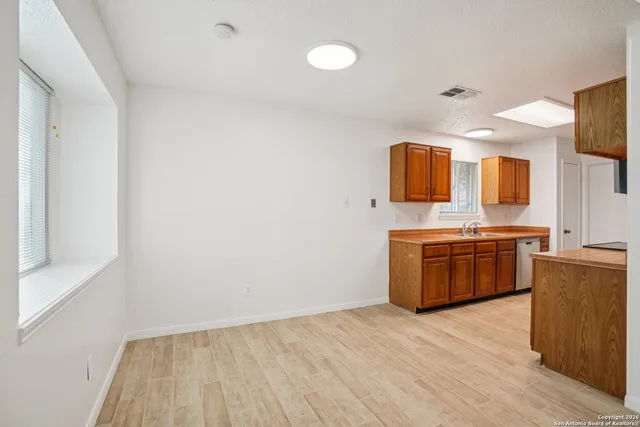 $1,500 | 1012 Dimrock, Schertz, TX 78154