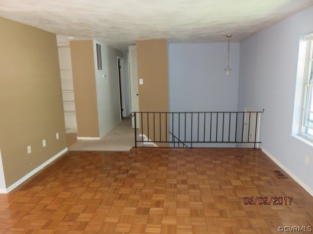 9601 Kendrick Road North Chesterfield, VA 23236 - Photo 13 of 44 9601 Kendrick Rd - Living Room B