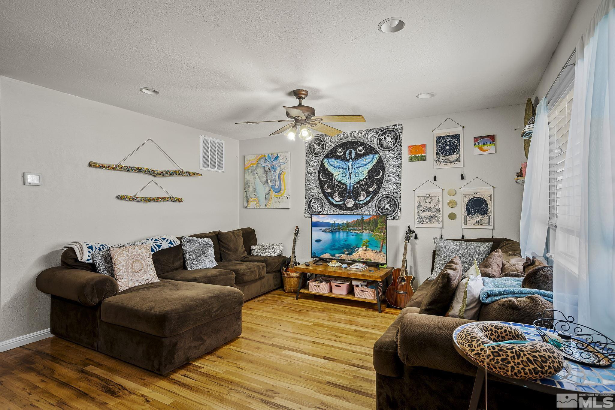 1330 Marne Drive Reno, NV 89503 - Photo 2 of 15 Photo 2