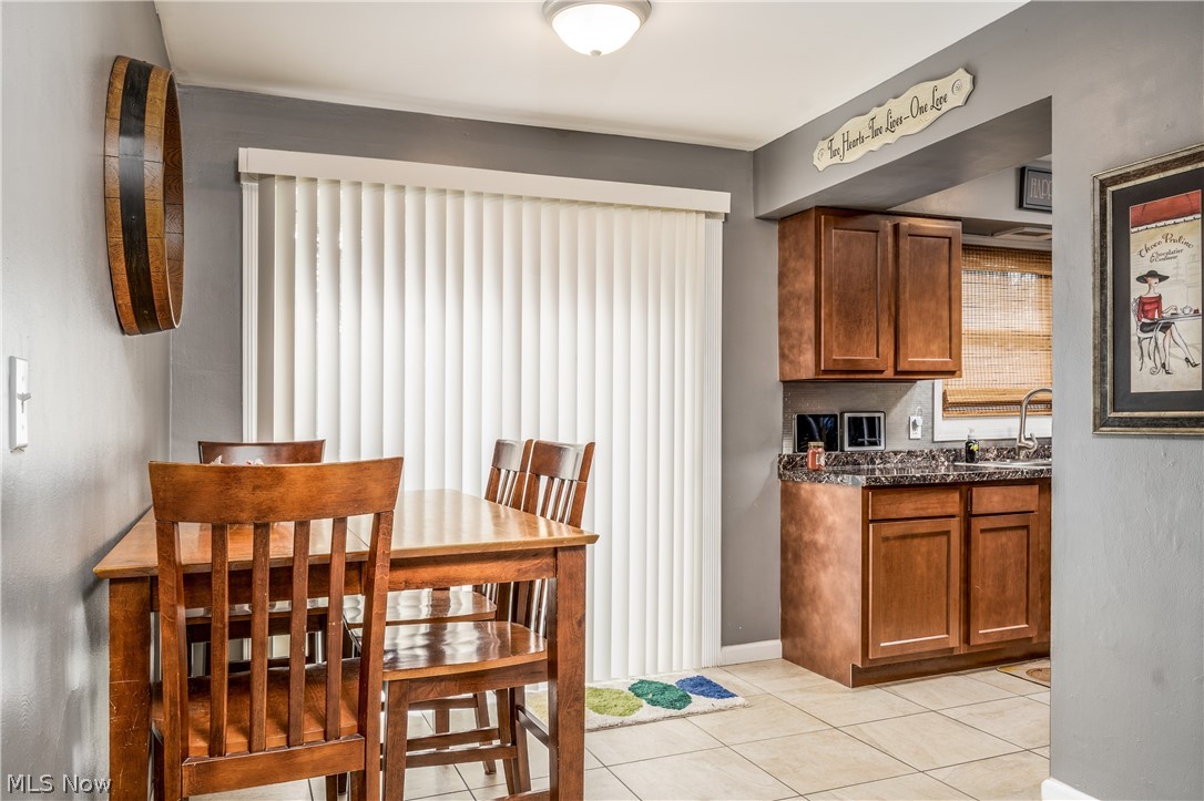 4005 Kirk Road Austintown, OH 44511 - Photo 5 of 25