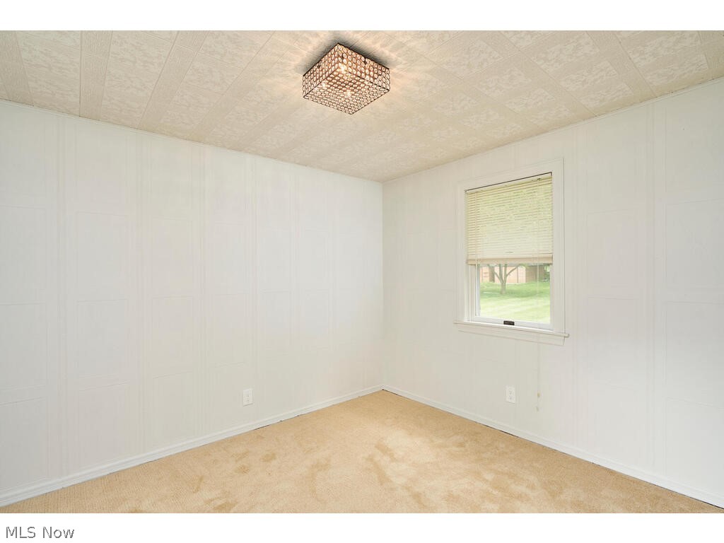 2438 Ridgewood Road Akron, OH 44313 - Photo 9 of 18 This room off of the Dining Room was used as a workout room but could also be an Office or Bonus Room.
