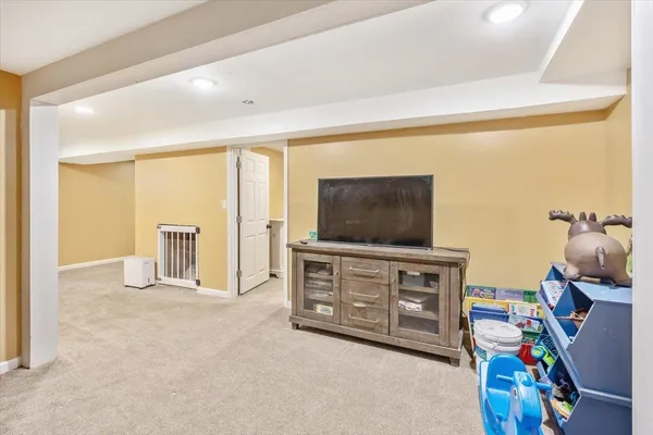 $499,000 | 3614 Creek Road, Albany, VT 05845