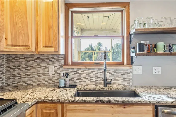 $499,000 | 3614 Creek Road, Albany, VT 05845
