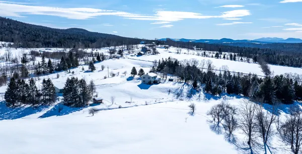 $499,000 | 3614 Creek Road, Albany, VT 05845