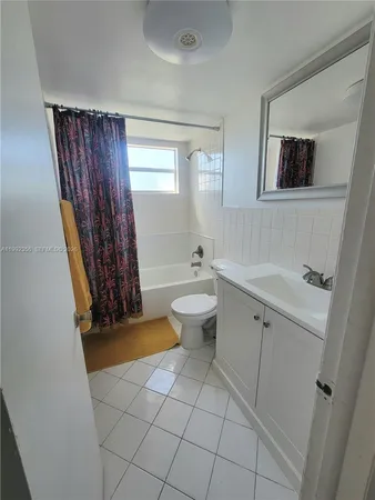$160,000 | 1230 Northeast 139th Street, Unit 304, North Miami, FL 33161