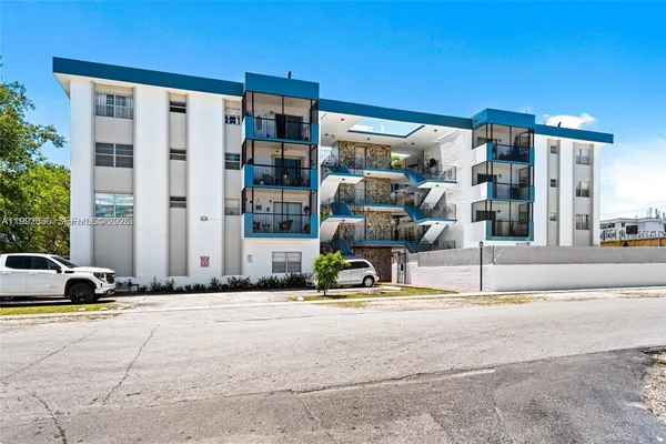 $160,000 | 1230 Northeast 139th Street, Unit 304, North Miami, FL 33161