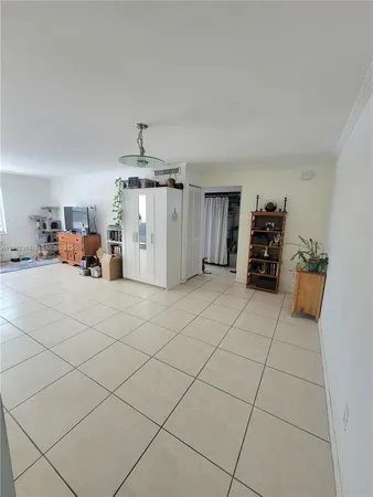 $160,000 | 1230 Northeast 139th Street, Unit 304, North Miami, FL 33161