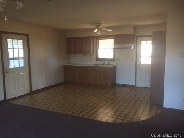 157 Gladstone Road Mocksville, NC 27028 - Photo 2 of 12 Gallery Image 2