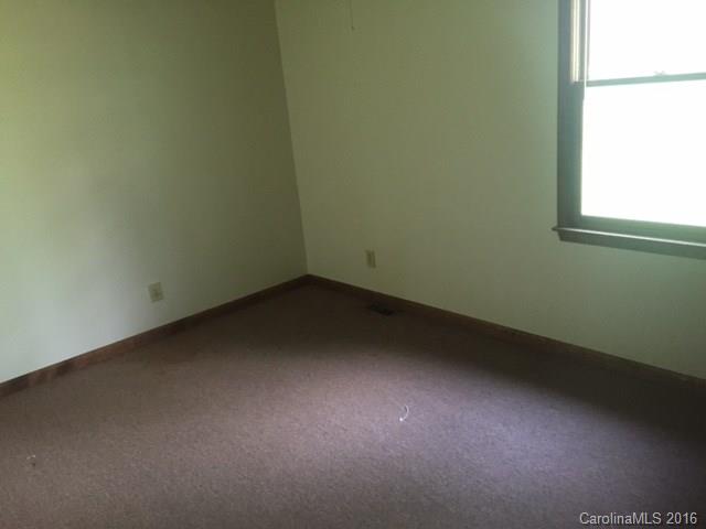 157 Gladstone Road Mocksville, NC 27028 - Photo 5 of 12 Gallery Image 5
