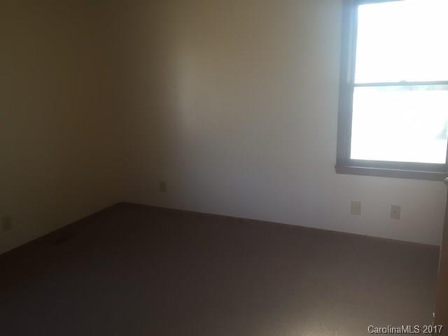 157 Gladstone Road Mocksville, NC 27028 - Photo 9 of 12 Gallery Image 9