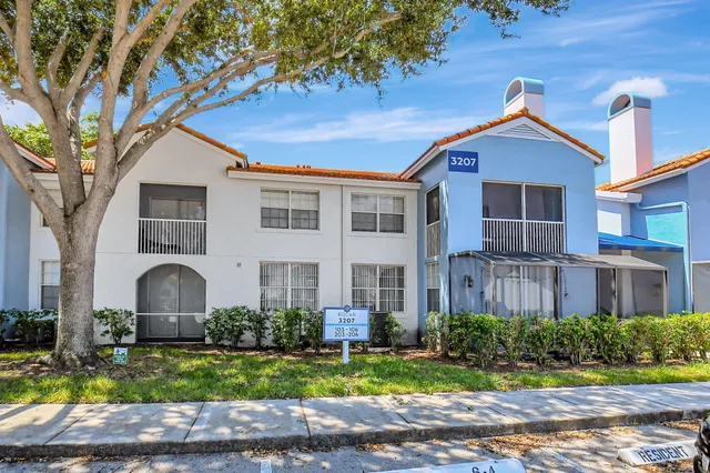 $450,000 | 3207 Clint Moore Road, Unit 206, Boca Raton, FL 33496