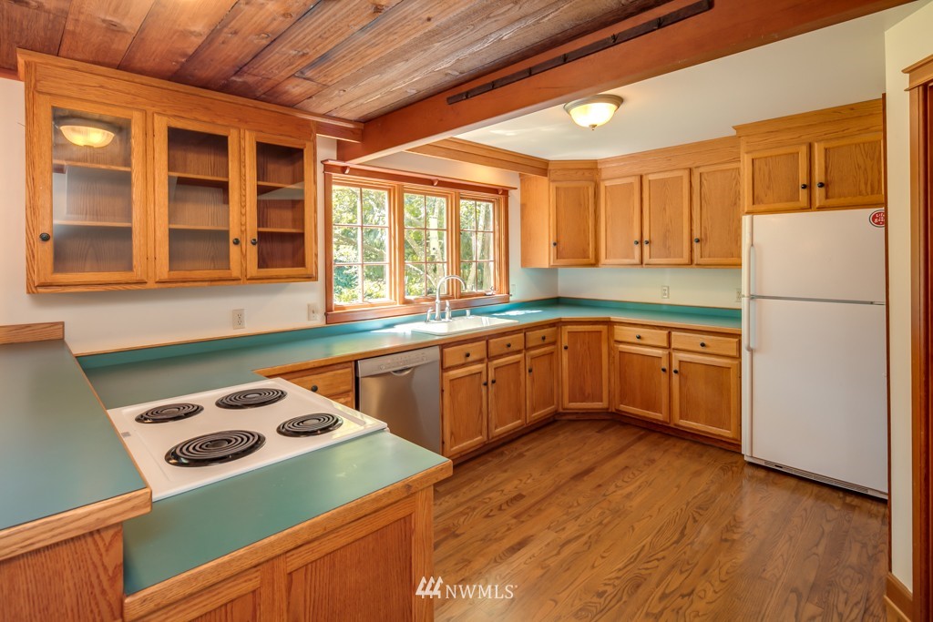 5330 Mosquito Lake Road Deming, WA 98244 - Photo 8 of 25