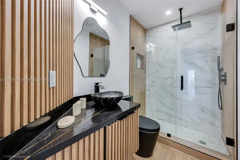 $1,595,000 | 1925 Northeast 208th Terrace, Miami, FL 33179