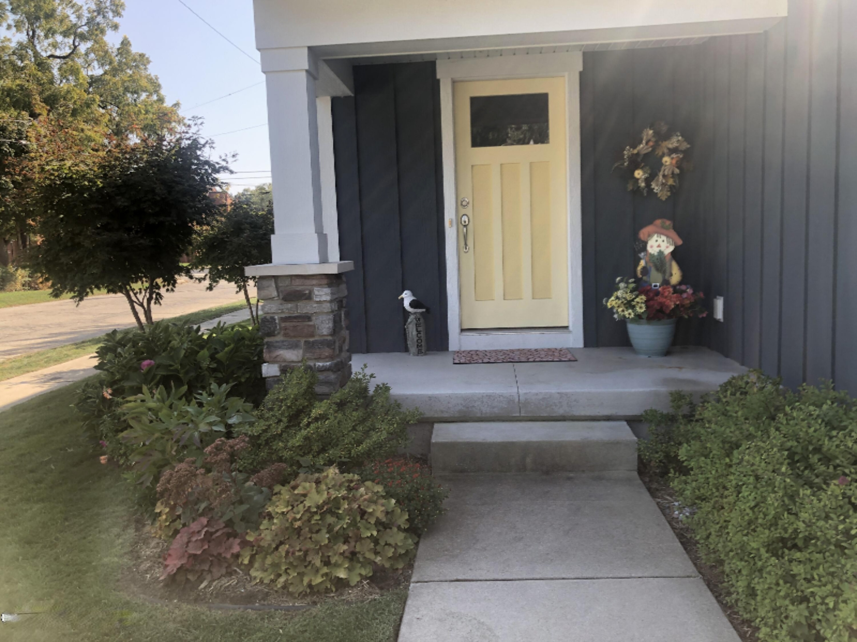 336 Rachaels Way Spring Lake, MI 49456 - Photo 5 of 58 Front Door