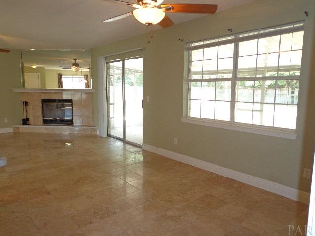 6942 Cedar Ridge Circle Milton, FL 32570 - Photo 8 of 36 Gallery Image 8