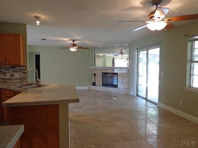 6942 Cedar Ridge Circle Milton, FL 32570 - Photo 9 of 36 Gallery Image 9