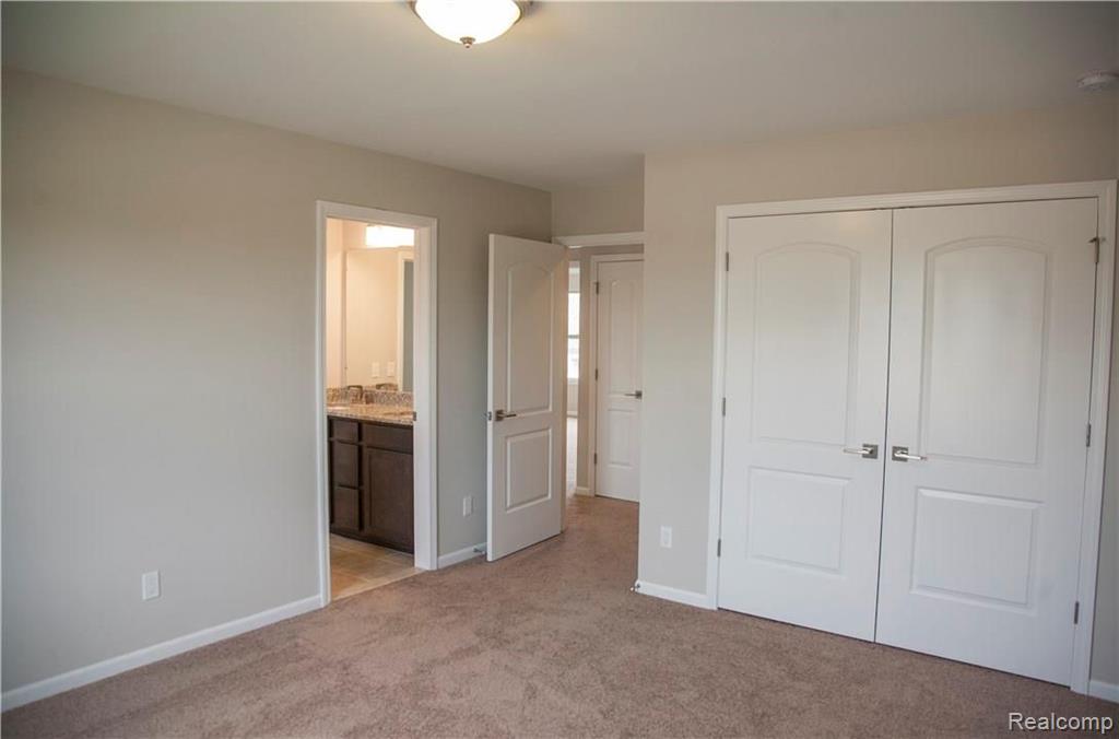 50551 North Scarborough Road Canton, MI 48188 - Photo 18 of 30 Gallery Image 18