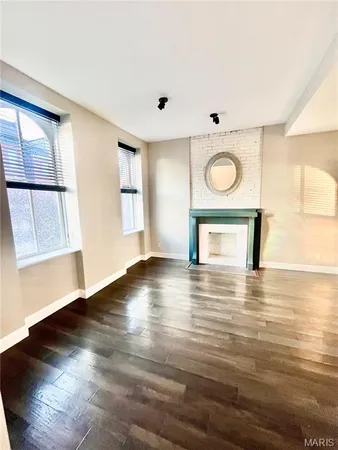 $330,000 | 2248 Jules Street, St. Louis, MO 63104