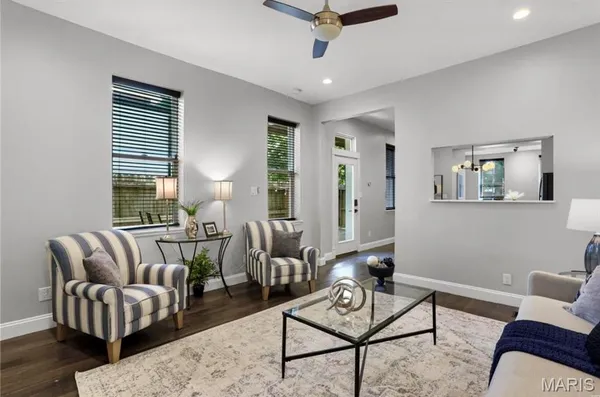 $330,000 | 2248 Jules Street, St. Louis, MO 63104