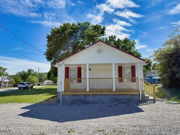$184,000 | 510 South Cumberland Avenue, La Follette, TN 37766