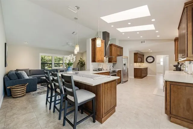 a view of a garden with a tree