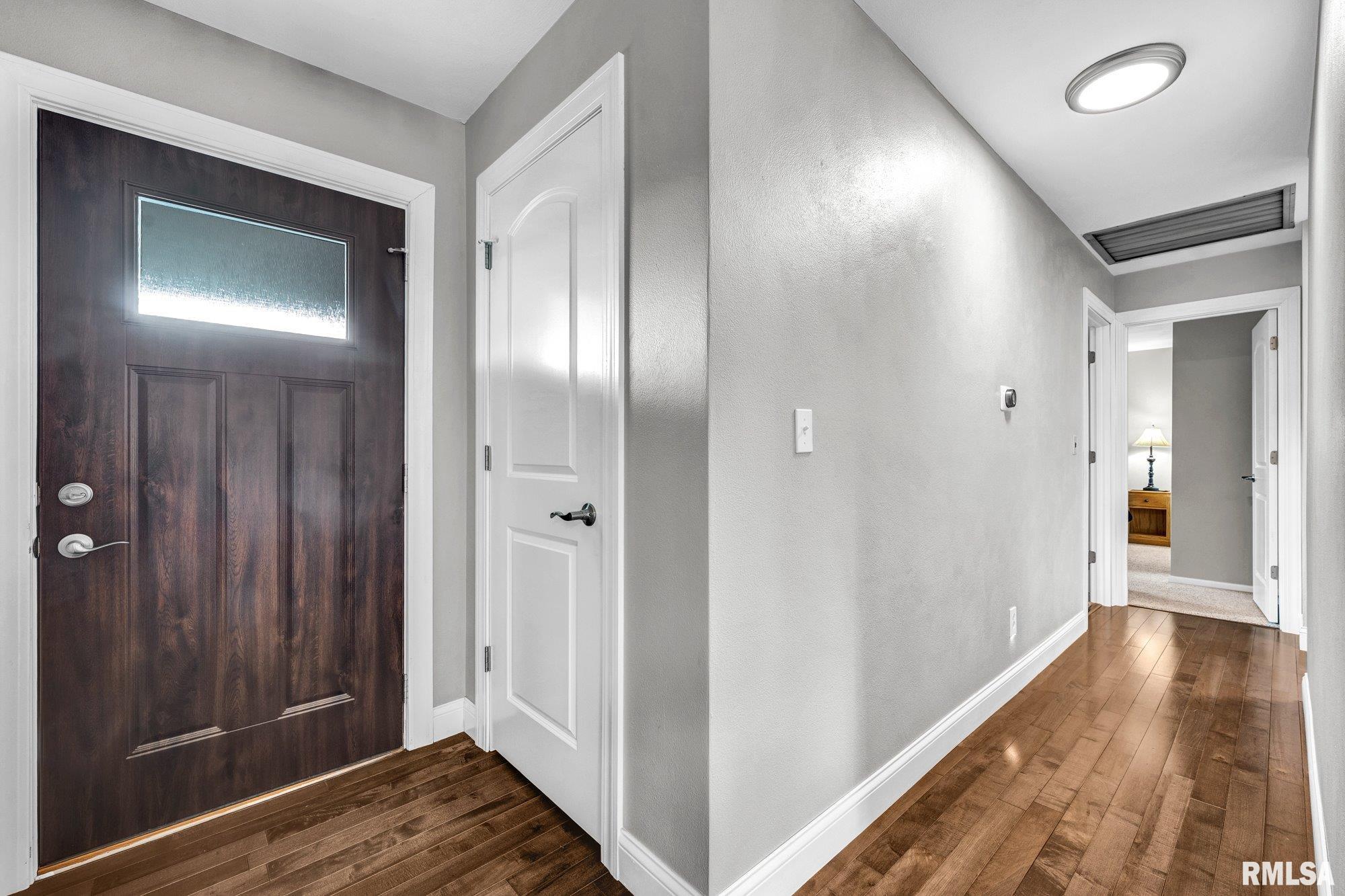 5220 South Acre Road Mapleton, IL 61547 - Photo 9 of 52