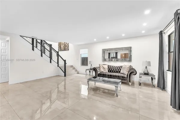 $8,000 | 10250 Northwest 76th Terrace, Doral, FL 33178