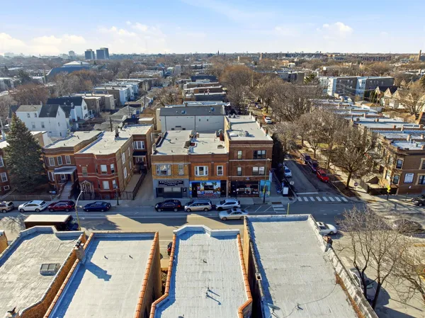 $749,000 | 2923 West Diversey Avenue, Chicago, IL 60647