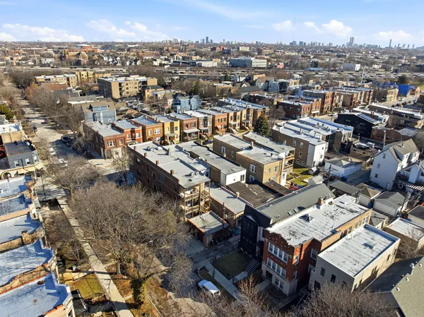 $749,000 | 2923 West Diversey Avenue, Chicago, IL 60647