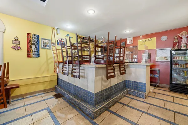 $749,000 | 2923 West Diversey Avenue, Chicago, IL 60647