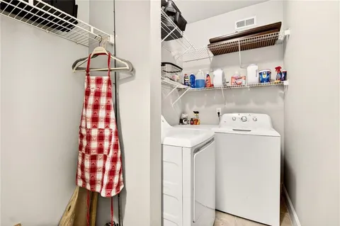 $299,900 | 3777 Peachtree Road Northeast, Unit 1221, Brookhaven, GA 30319