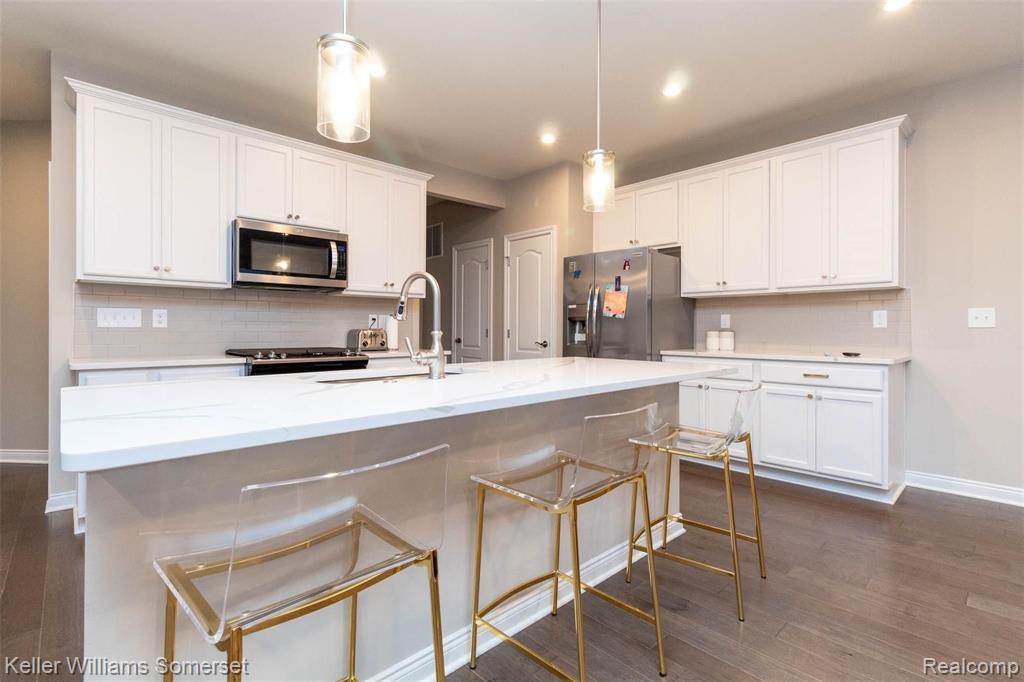 2854 Prairie View Road Ann Arbor, MI 48108 - Photo 12 of 48