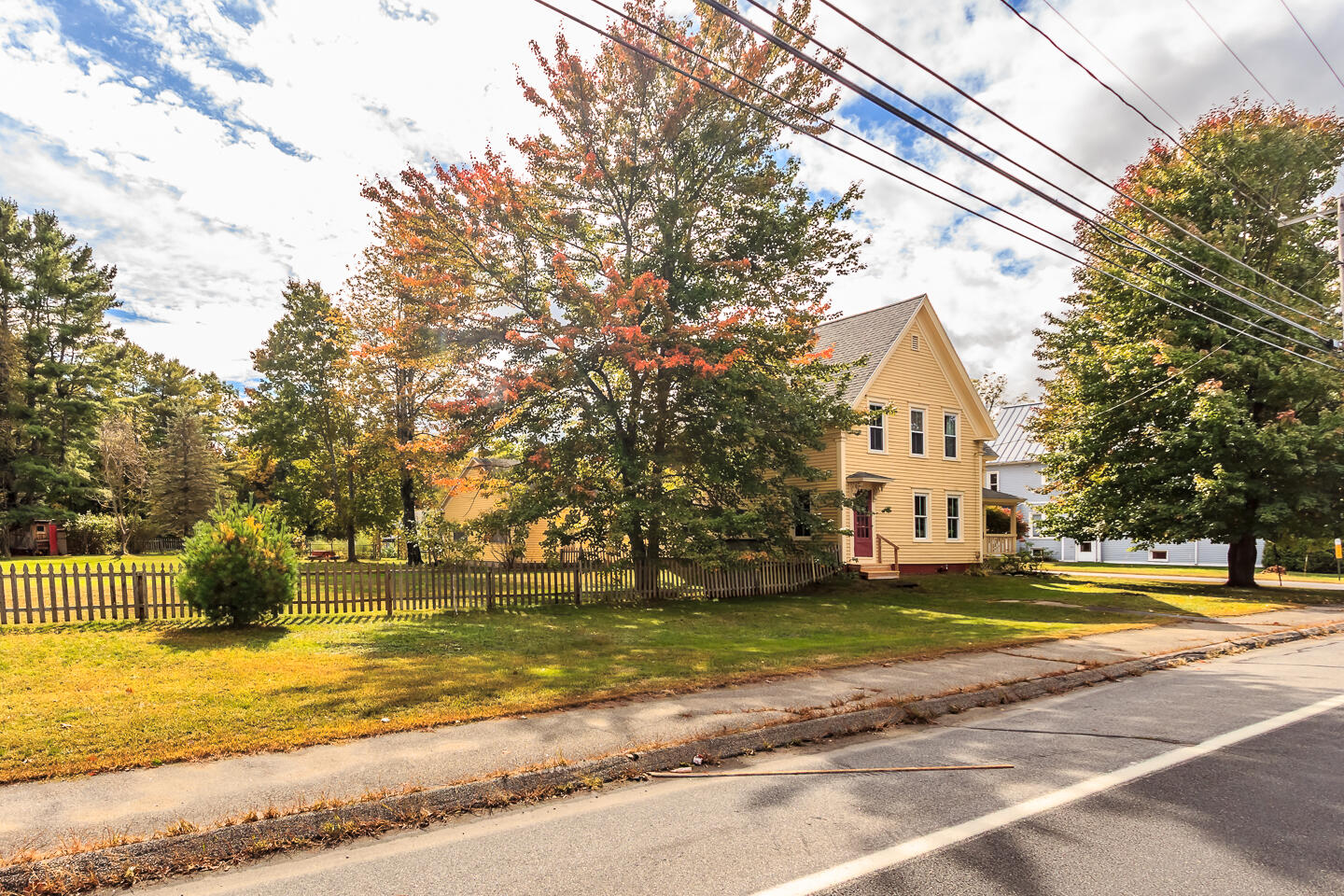 894 Main Street Waterboro, ME 04087 - Photo 3 of 44 IMG_5118