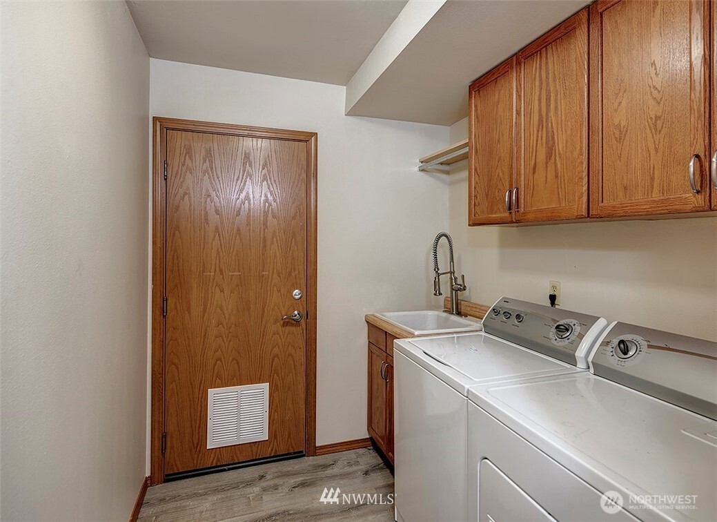 9132 Northeast 151st Street Bothell, WA 98011 - Photo 16 of 16