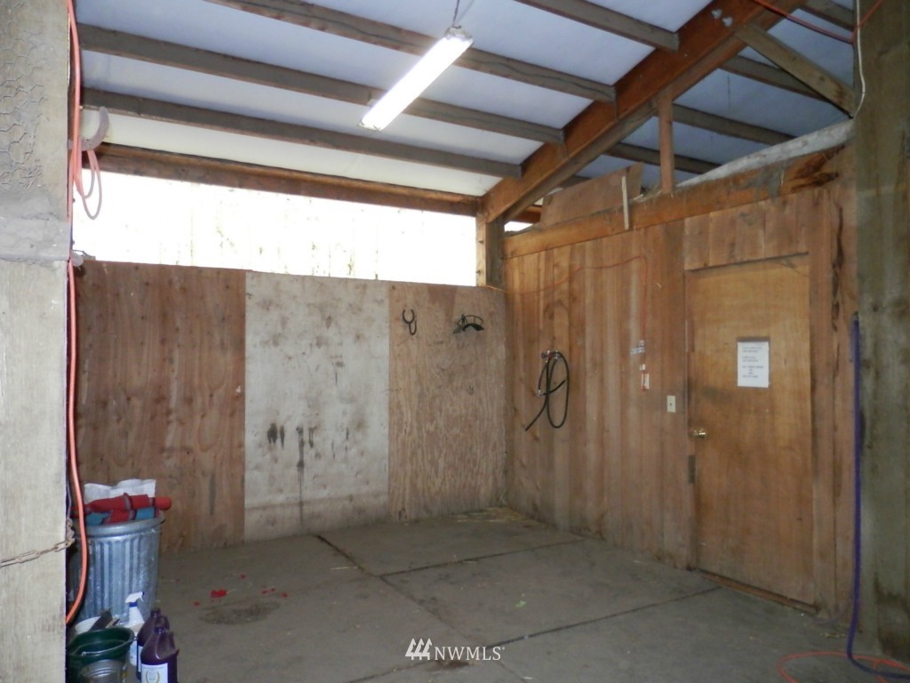 13332 Military Road Southeast Rainier, WA 98576 - Photo 18 of 25 Gallery Image 18
