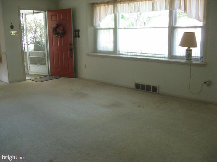 5 Austin Road Yardley, PA 19067 - Photo 10 of 24 Gallery Image 10