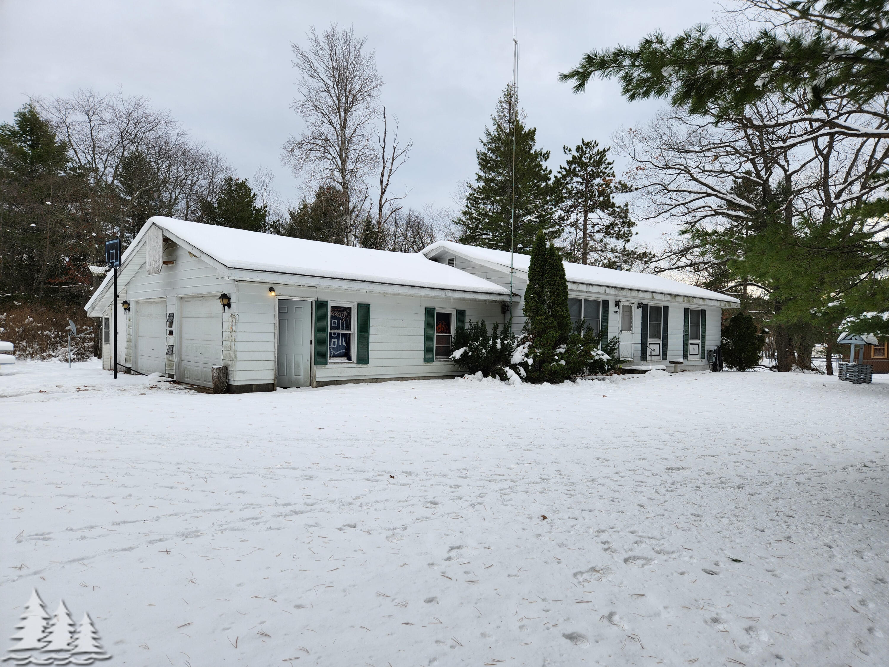 3129 Buttles Road Lewiston, MI 49756 - Photo 2 of 24 Gallery Image 2