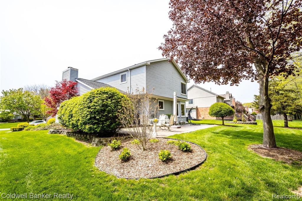 45946 Cider Mill Road Novi, MI 48374 - Photo 5 of 46
