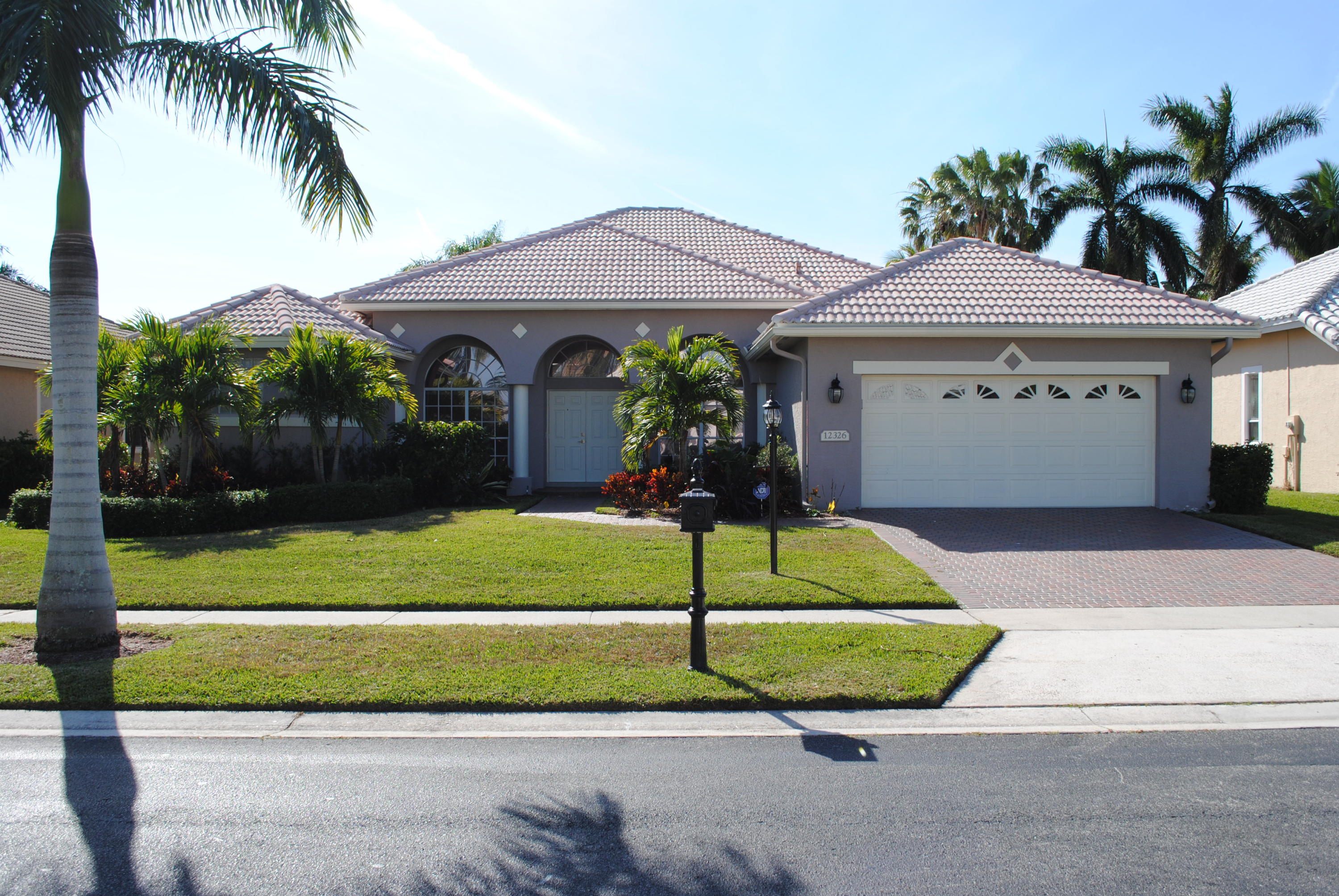 12326 Rockledge Circle Boca Raton, FL 33428 - Photo 2 of 36 Front View