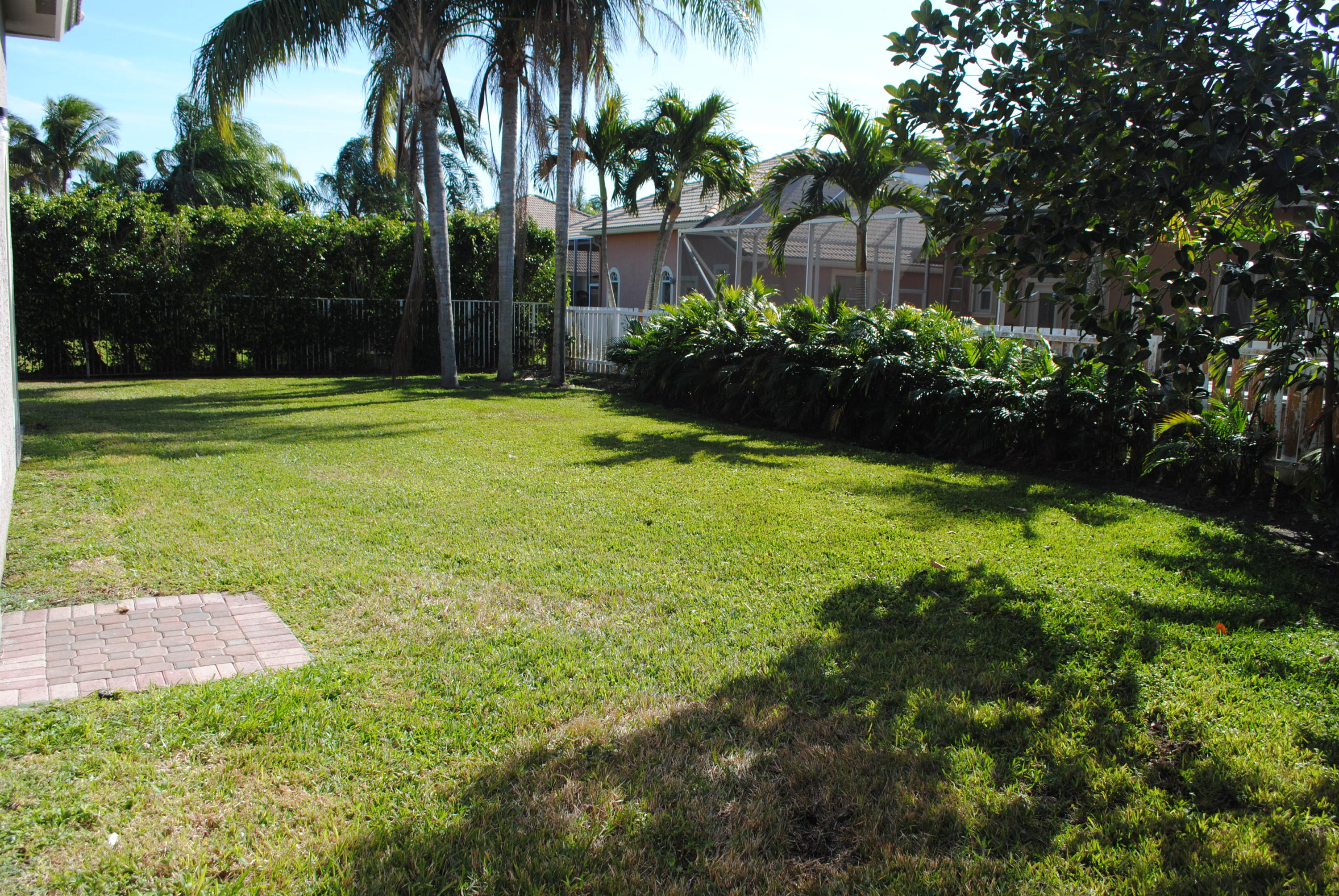 12326 Rockledge Circle Boca Raton, FL 33428 - Photo 30 of 36 Large Backyard